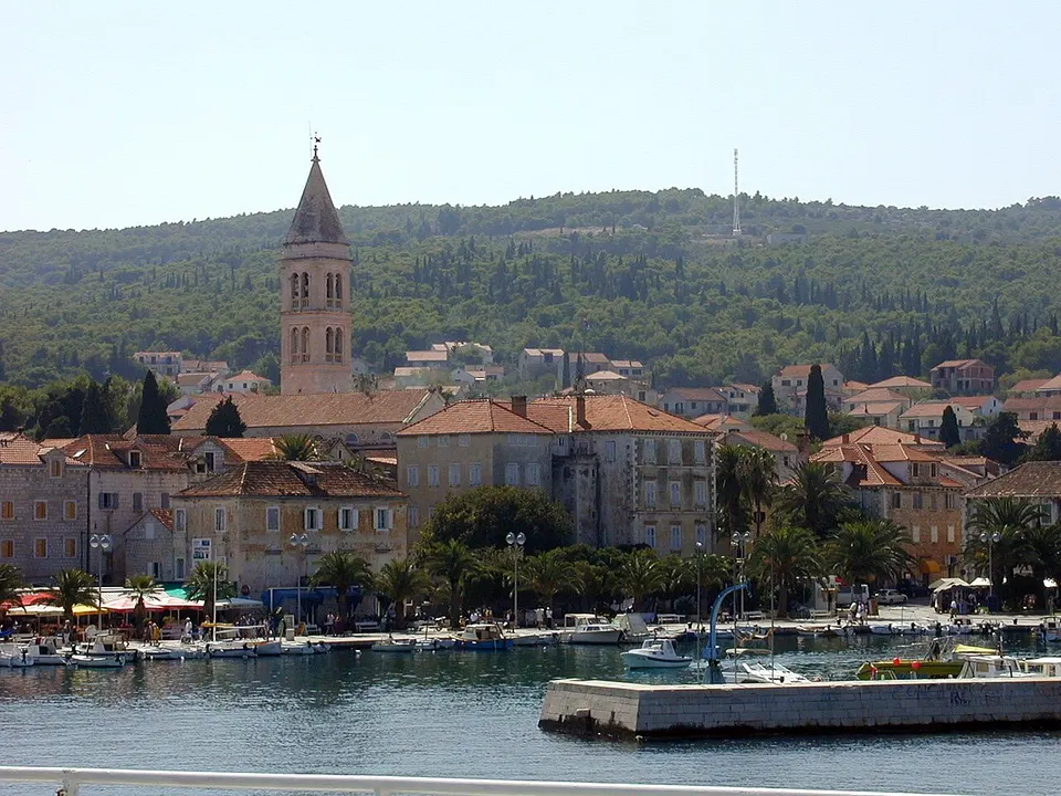 Ansicht von Brač und Hvar
