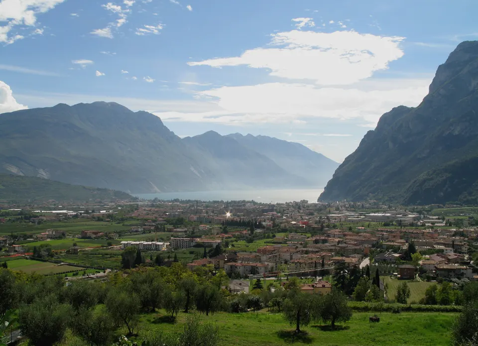 Riva del Garda: Lake Garda view with the town of Riva del Garda/Italy in the foreground